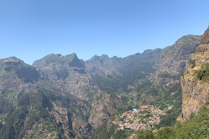Madeira Pack 1 - Santana + Porto Moniz + Curral Das Freiras - Pickup Information