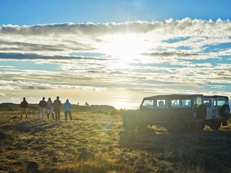 Madeira: Pico Arieiro Sunrise Private Jeep Tour - Itinerary Details