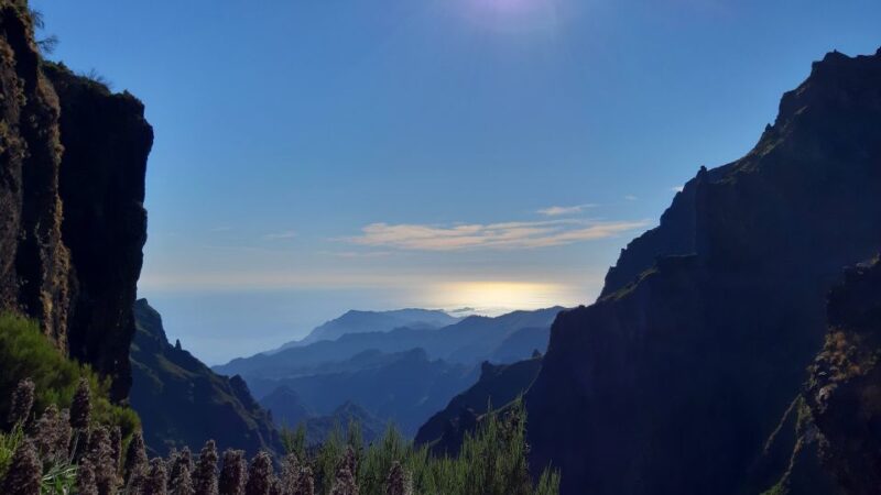 Madeira: Private Guided Pico Areeiro to Pico Ruivo Hike PR1 - Activity Level
