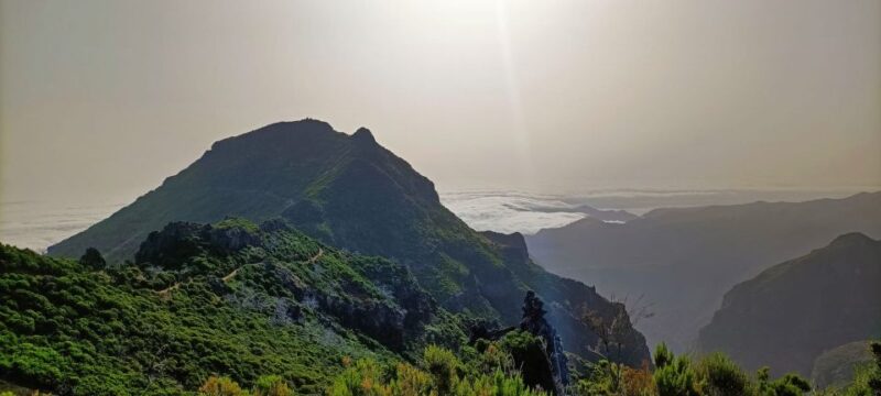 Madeira: Shuttle for Sunrise Hike at Pico Do Arieiro - Itinerary Details