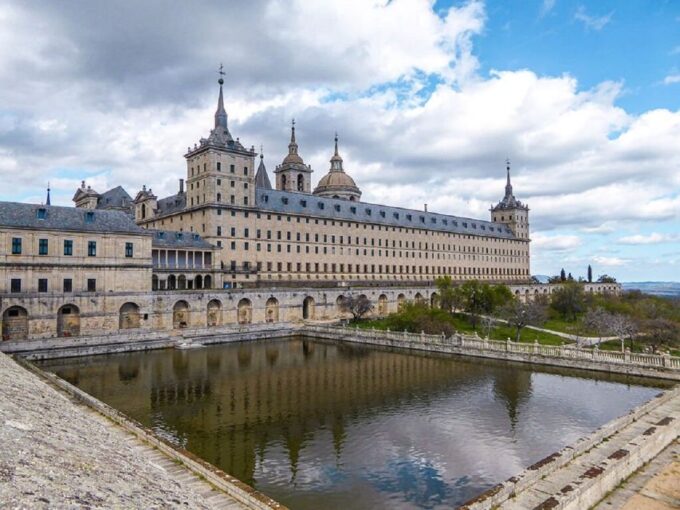 Madrid: 2-Hour City Highlights Guided Walking Tour - Mobility Considerations