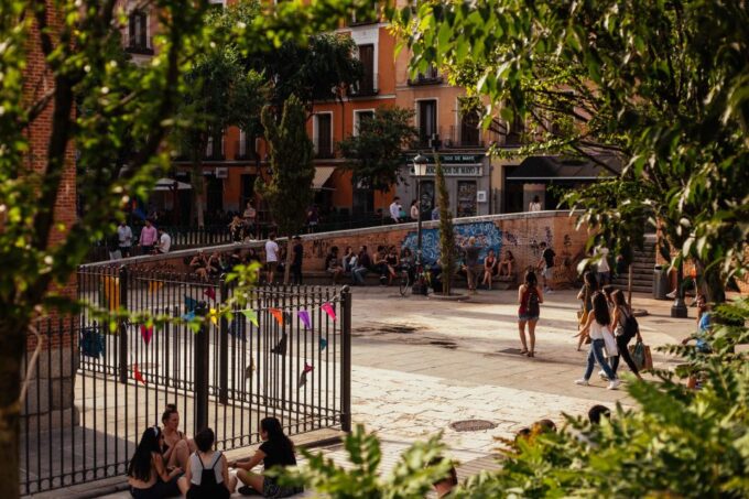 Madrid: 2-Hour Private City Tour Off the Beaten Track - Booking and Pricing