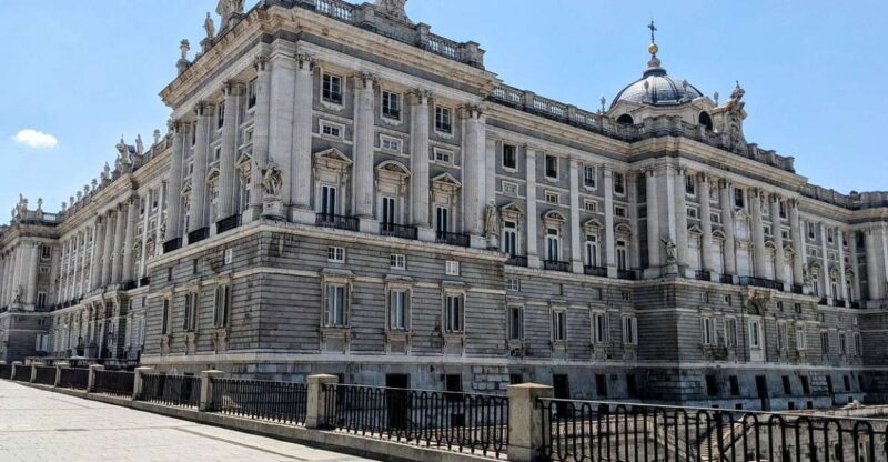 Madrid: Afternoon Royal Palace Tour With Skip-The-Line Entry - Highlights and Features