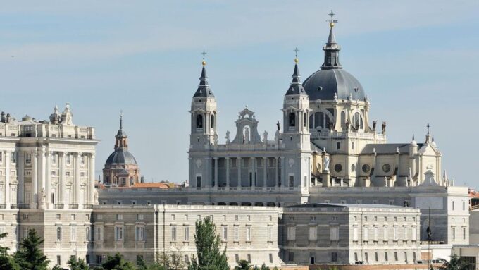 Madrid Audioguide - Travelmate App for Your Smartphone - Recap