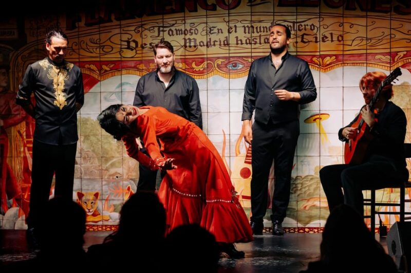 Madrid: Authentic Flamenco at Flamenco De Leones With Drink - Complimentary Drink on Arrival