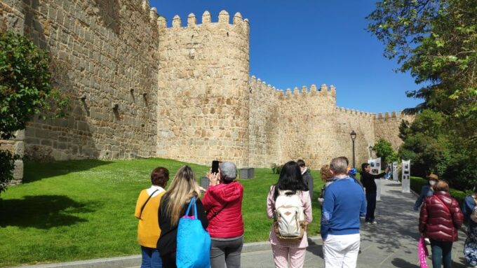 Madrid: Avila and Segovia Day Trip With Tickets to Monuments - Exclusions and Limitations