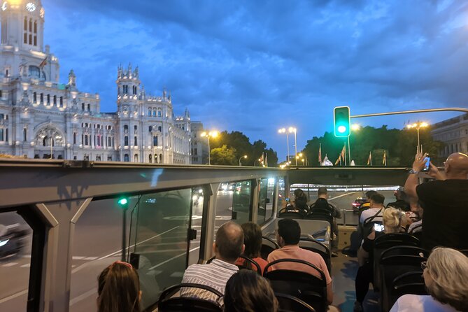 Madrid Big Bus Night Tour - Tour Languages and Guides