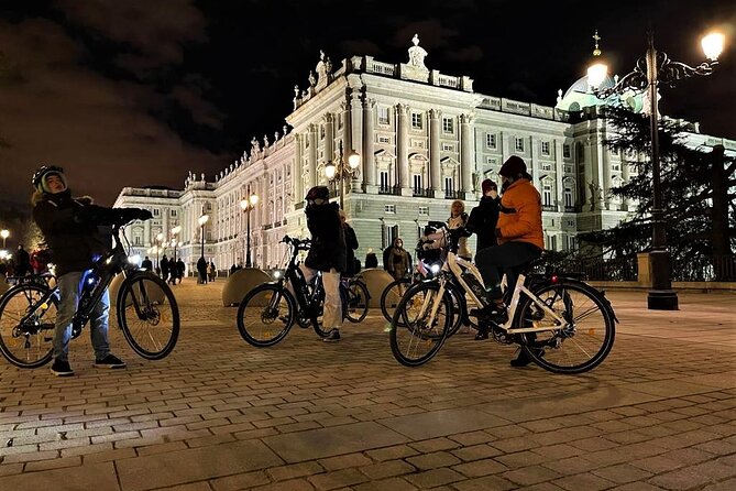 Madrid Christmas Lights Bike Night Tour - Health and Accessibility Information