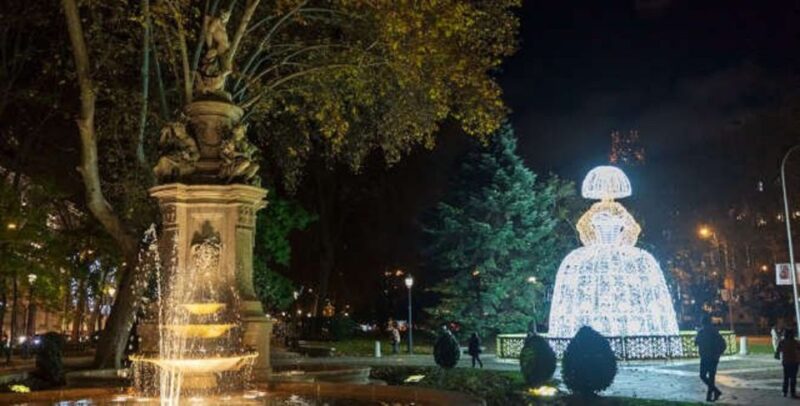 Madrid: City Highlights Tuk Tuk Tour - Booking and Cancellation