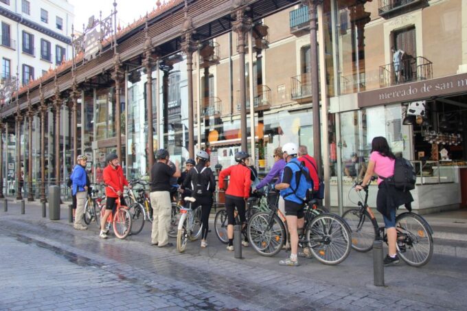 Madrid: Electric Bike City Sightseeing Tour - Experiencing Local Culture