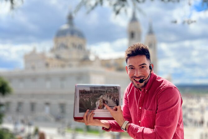 Madrid Essential: Historic Center, Plaza Mayor & Royal Palace - Highlights of the Historic Center