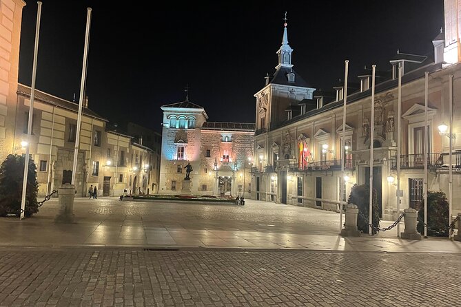 Madrid Evening Walking Tour and Optional Flamenco Show - Taking in Puerta Del Sols History
