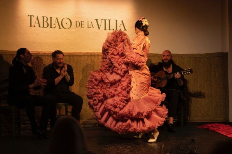 Madrid: Flamenco Show at La Villa Tablao - Show Experience