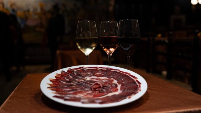 Madrid: Flamenco Show & Drink at Tablao 1911 (World's Oldest) - Frequently Asked Questions
