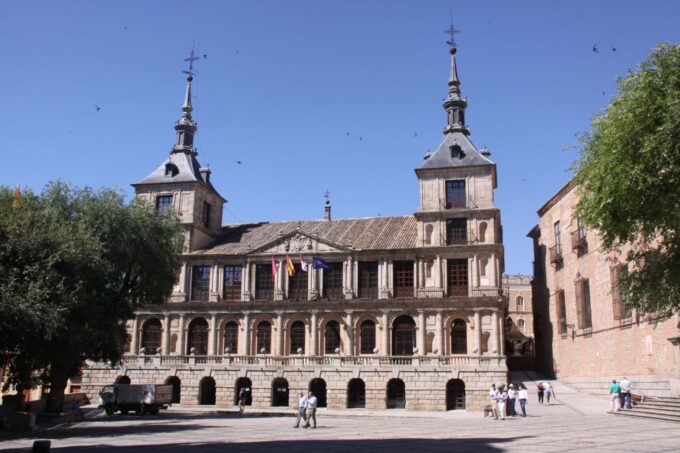 Madrid: Full-Day Guided Tour of Toledo With Cathedral Visit - Synagogue of Saint Mary and Cathedral