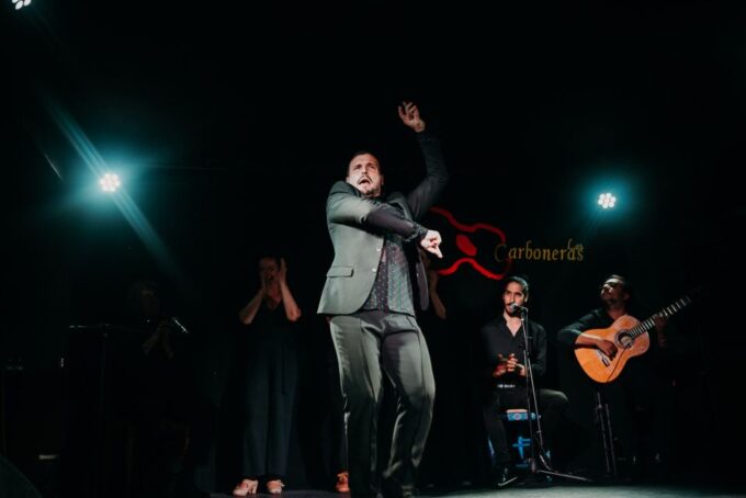 Madrid: Guided Tapas Food Tour & Authentic Flamenco Show - Exploring Taberna Real Restaurante