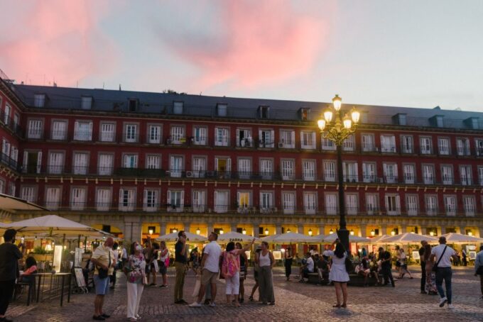 Madrid: Guided Tapas Food Tour & Authentic Flamenco Show - Frequently Asked Questions