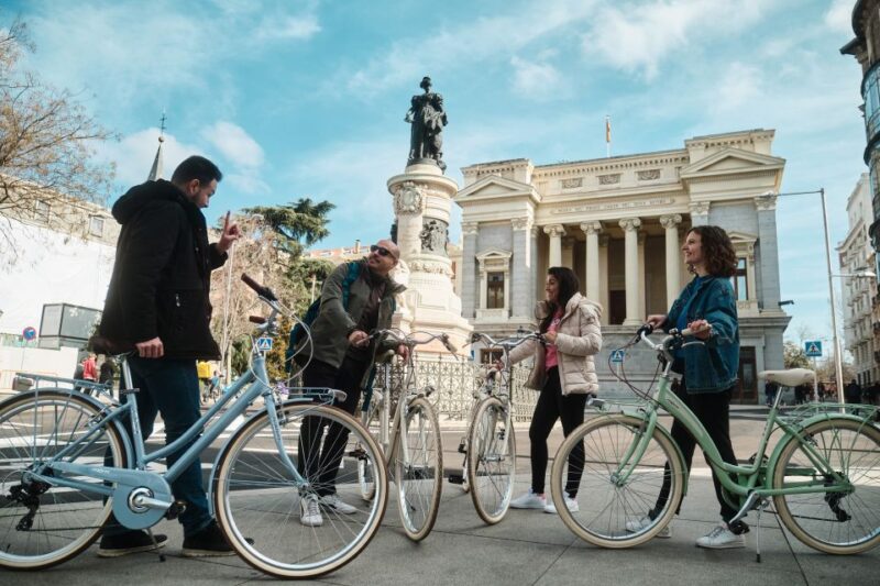 Madrid: Highlights Guided Vintage Bike Tour and Tapas Option - Key Points
