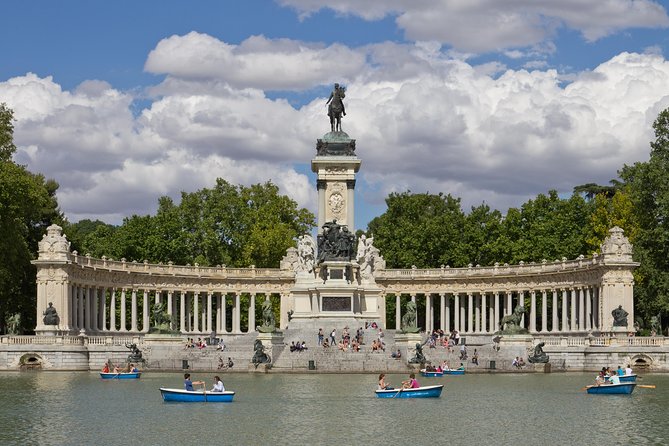 Madrid Highlights Private Walking Tour - Physical Fitness and Accessibility