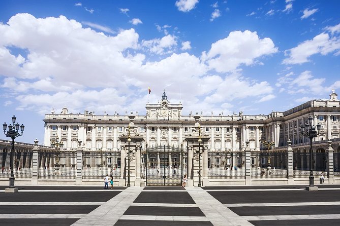 Madrid Highlights Tour With Santiago Bernabeu Stadium Entrance - Highlights of Madrid Exploration