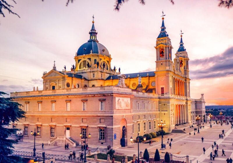 Madrid (Historical Centre) Self-Guided Tour and Sights - Customer Feedback and Ratings