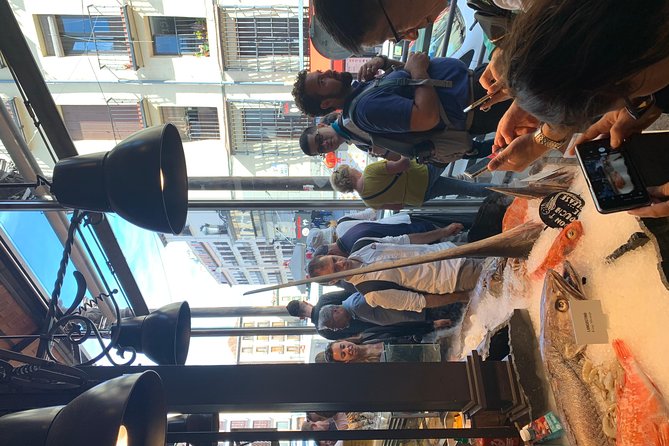 Madrid Historical Walking Tour - Group Size and Duration