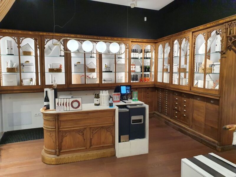 Madrid: Iberian Ham Tasting & Wine Small Group Walking Tour - Experience and Highlights