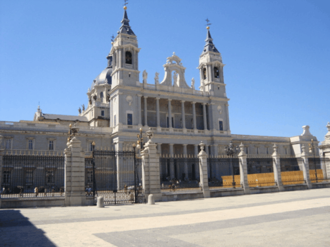 Madrid in a Nutshell a Self-Guided Audio Tour in English - Discover the Almudena Cathedral