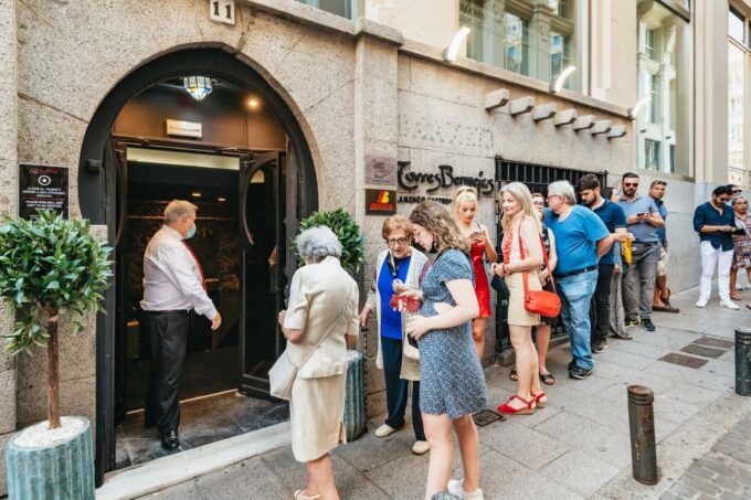 Madrid: Live Flamenco Show With Food and Drinks Options - What to Expect