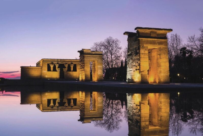 Madrid Must-See With Sunset at the Debod Temple - Tour Features