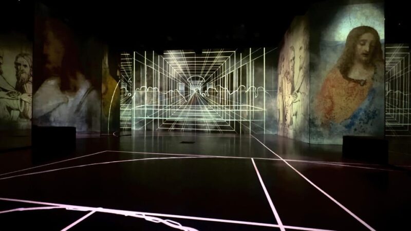 Madrid: Nomad Immersive Museum - Exploring the Infinite Corridor