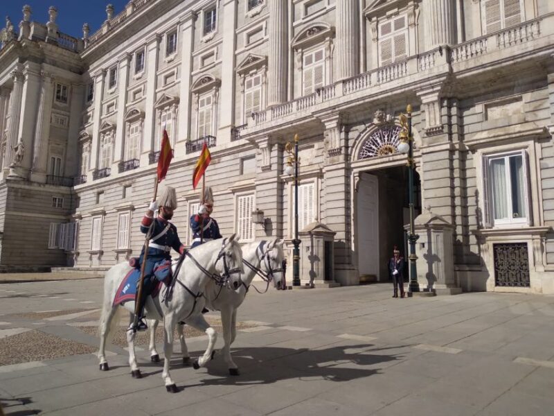 Madrid: Old Town Guided Walking Tour - Important Information