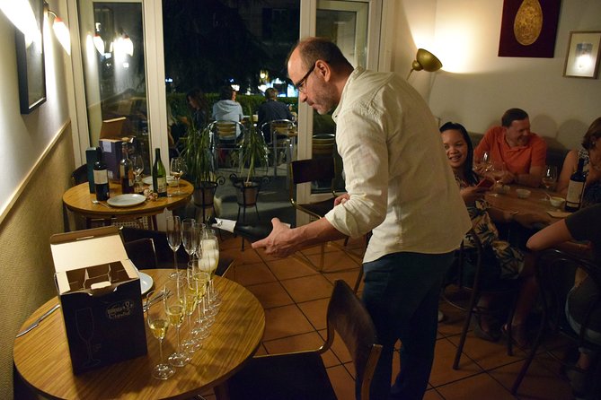 Madrid Old Town Tapas & Wine Small Group Tour - Group Size and Recommendations