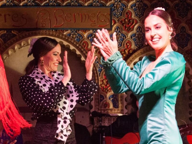 Madrid: Old Town Walking Tour and Flamenco Show - Booking and Cancellation Policy
