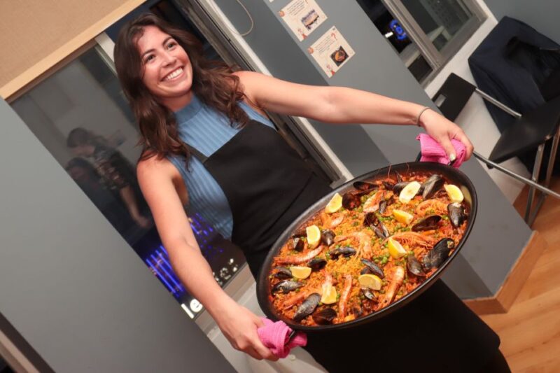 Madrid: Paella and Sangria Workshop in the City Center - Instruction and Participation