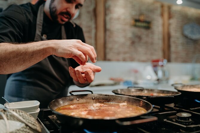 Madrid: Paella and Tapas Cooking Class With Market Visit - Meeting and Pickup Details