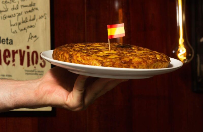 Madrid: Pez Gordo Restaurant With Spanish Cuisine - Experience Highlights and Features