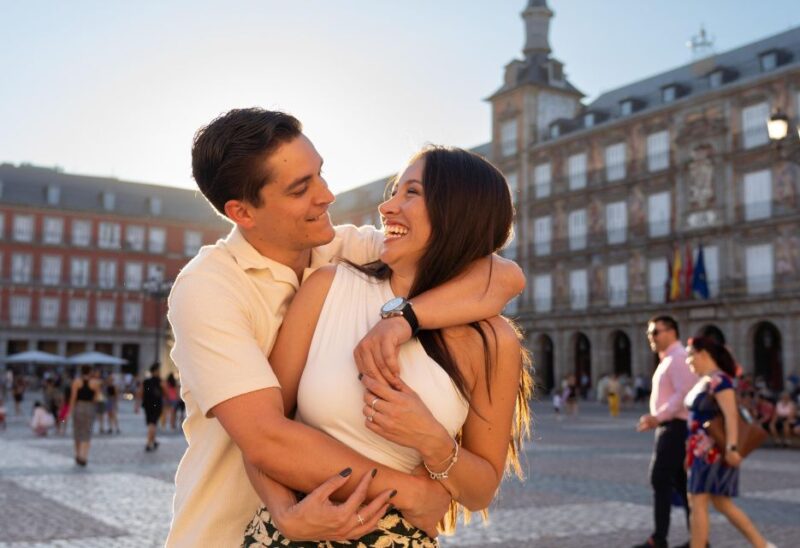 Madrid: Plaza Mayor Professional Photoshoot - Photo Delivery and Editing