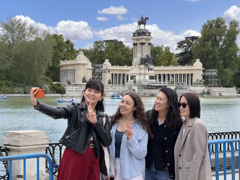 Madrid: Prado Museum & Landscape of Light Small Group Tour - Accessibility and Mobility Considerations