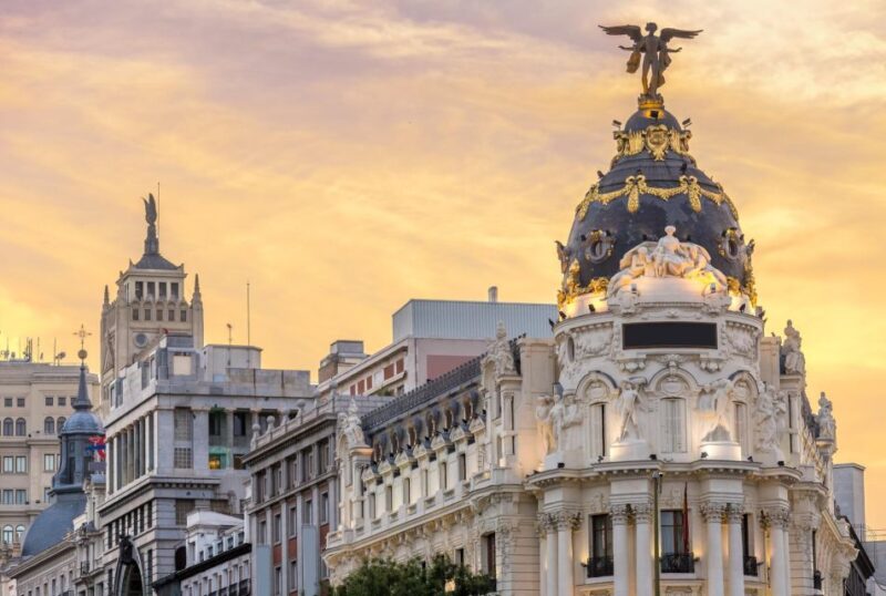 Madrid: Private Exclusive History Tour With a Local Expert - Understanding Madrids Architecture