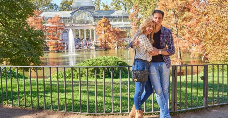 Madrid: Private Photoshoot at the Retiro Park - Professional Photography