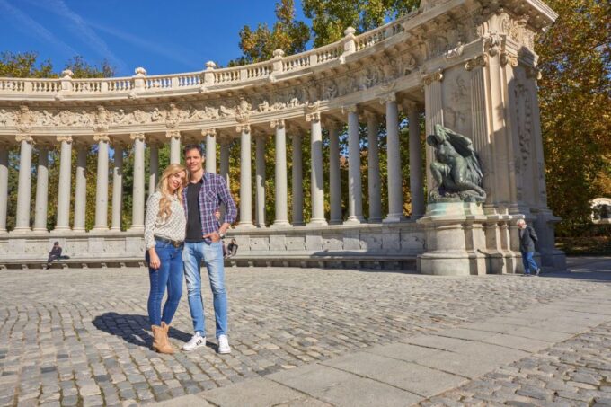 Madrid: Private Photoshoot at the Retiro Park - Getting to Retiro Park