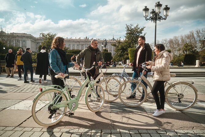 Madrid: Private Tour in Vintage Bike, City and Tapas Highlights - Reviews and Feedback