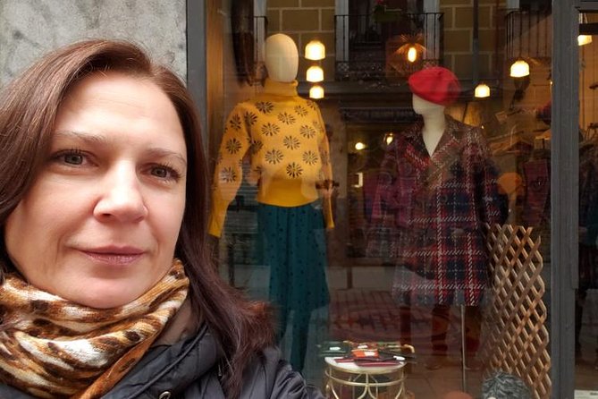 Madrid Private Walking Tour Through Glamorous Capital of Spain - Personalized Experience With Local Guides