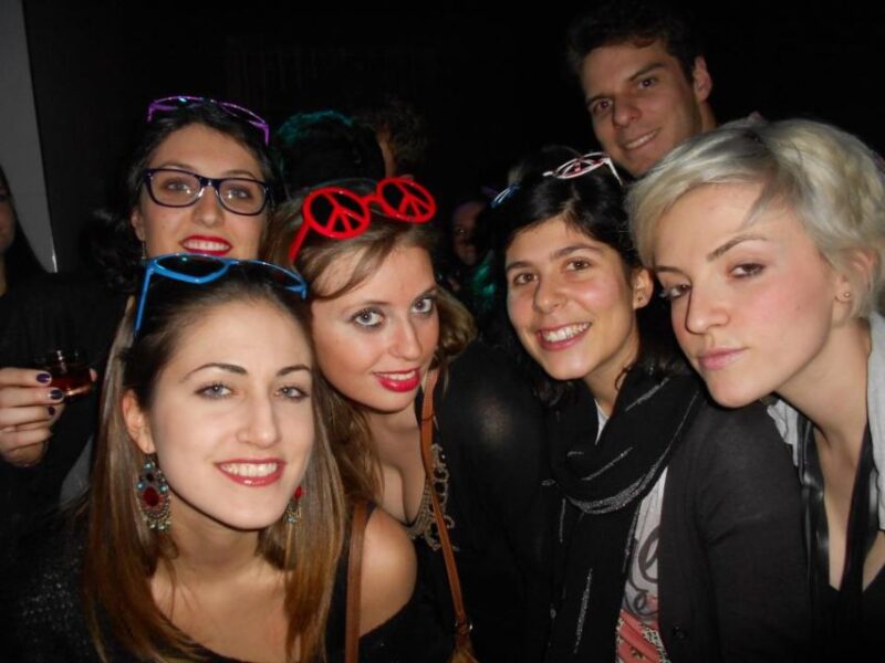 Madrid: Pub Crawl Madrid Running Since 2005 Bar Exploration - Meeting Point and Duration