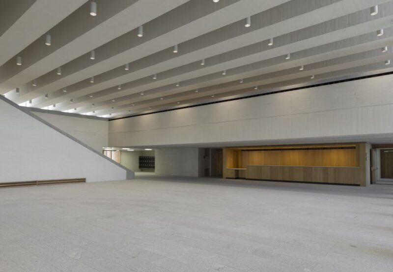 Madrid: Royal Collections Gallery Entry Ticket - Opening Hours and Policies