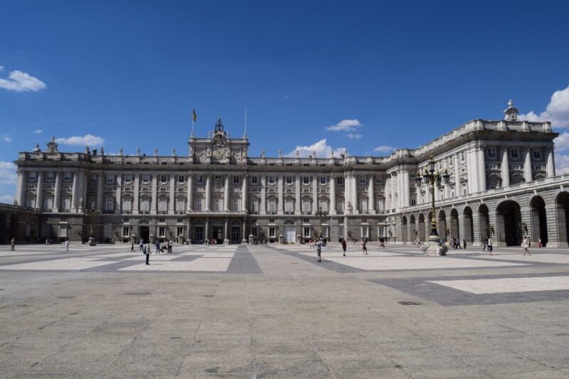 Madrid: Royal Palace Guided Tour With Entry Ticket - Planning Your Visit