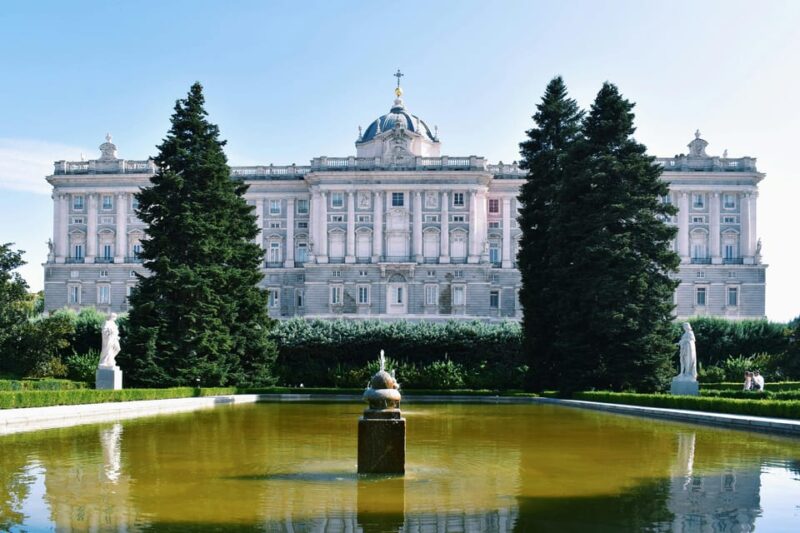Madrid: Royal Palace Skip-The-Line Entry With Audio Guide - Key Points