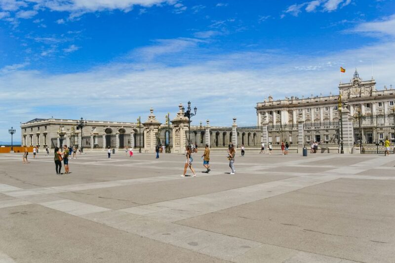 Madrid: Royal Palace Tour - Key Points