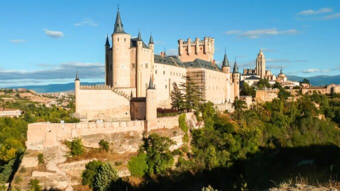 Madrid: Segovia and Toledo Tour, Alcazar, and Cathedral - Transport and Duration